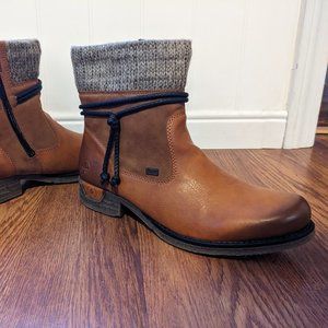 Rieker Fee 88 Women's Brown Boot Size 10 in excellent, like new condition
